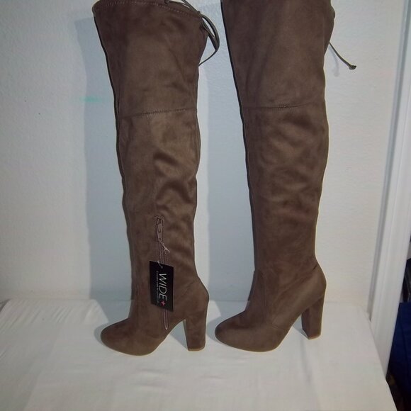CHARLOTTE RUSSE THIGH HIGH BOOTS - Picture 1 of 12
